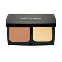 Expert Finish Makeup Broad Spectrum SPF 25 Medium