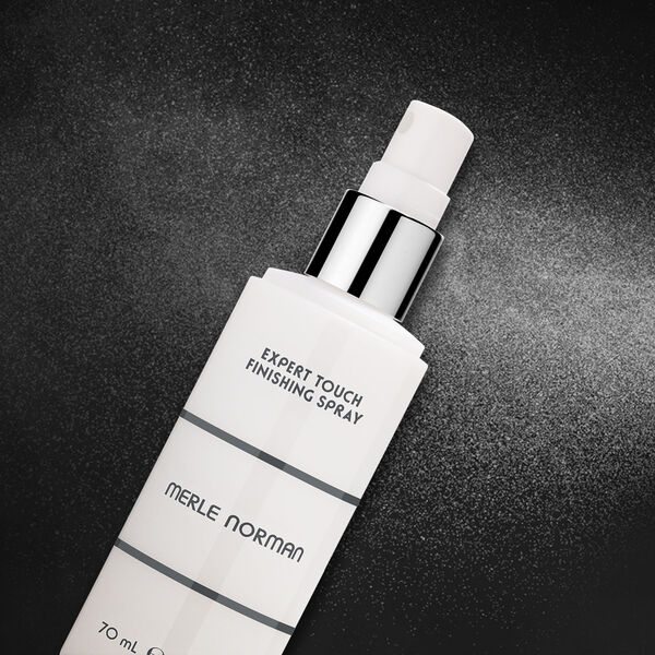 Expert Touch Finishing Spray Merle Norman